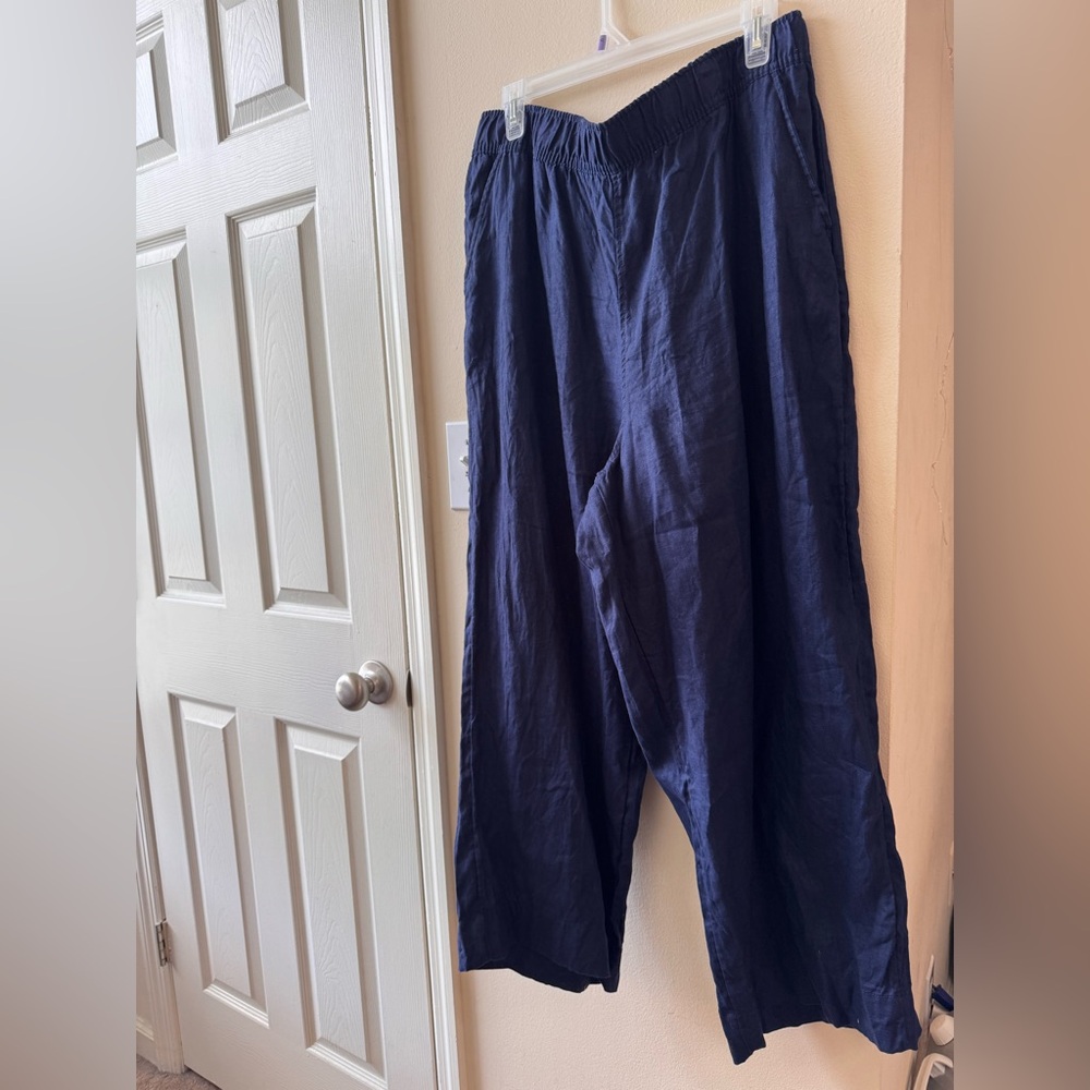 Tahari Women’s Wide Leg Cropped Linen Blue Pants